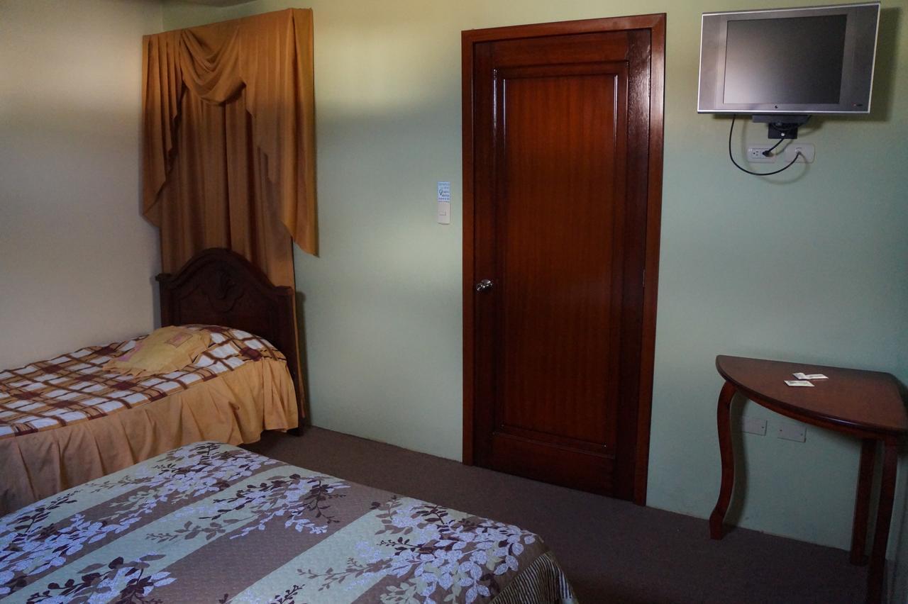 Hostal Pucara Лоха Экстерьер фото